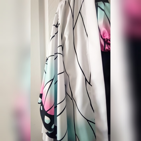 Demon Slayer Shinobu Kocho Cosplay Costume - Picture 5 of 12